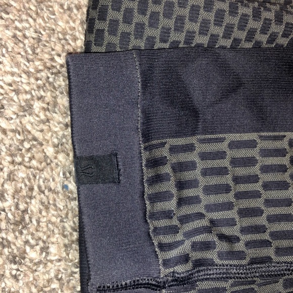Lululemon leggings - Picture 1 of 2